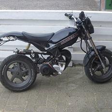 Suzuki street magic "Solgt"