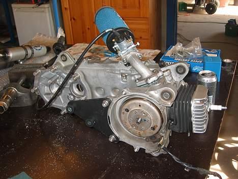 Suzuki street magic projekt - ved at samle motor billede 1