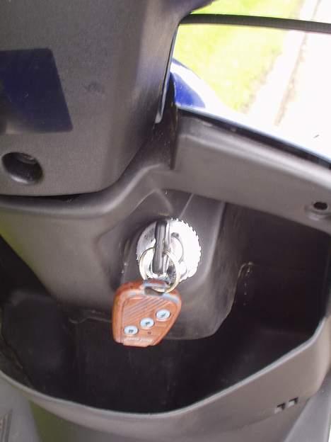 Yamaha jog ( Solgt ) billede 6