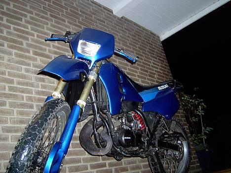 Suzuki RMX   SOLGT billede 2