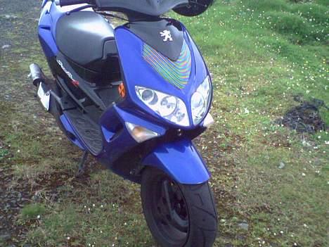 Peugeot Speedfight 2 LC - Undskyld lidt dårlig billedekvalitet da alle billederne er blevet taget af mit mobil kamera! billede 1