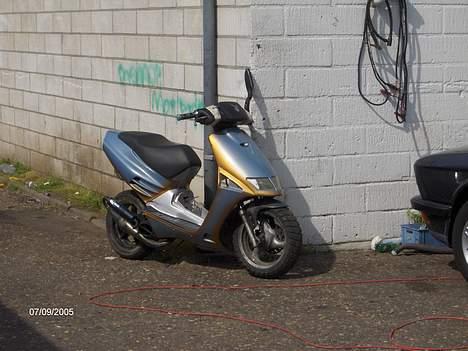 Aprilia sr 50 urban kid til salg billede 4