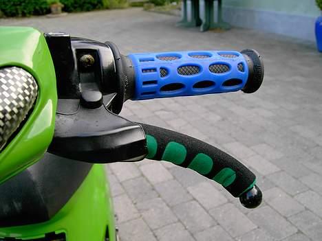 Yamaha jog AS[ BYTTET TIL SONIC] - min jog som den ser ud nu! blå Progrips og grebklinger med skungummi beskytter. billede 10