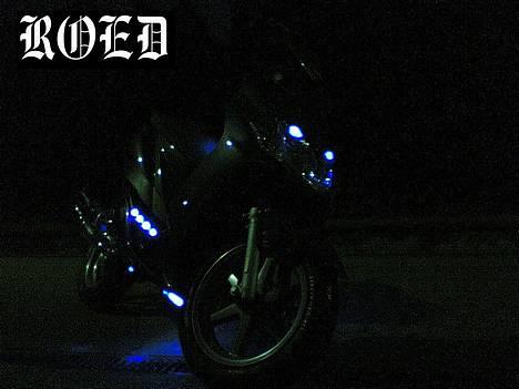 Yamaha Jog R - ROED! billede 2
