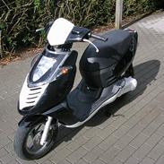 Aprilia sonic