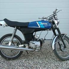Yamaha 4 gear--- solgt---