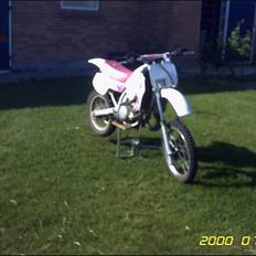 Yamaha yz 80 "the pink laidy"