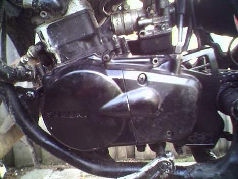Suzuki rmx *SOLGT* - Min syge motor... billede 15