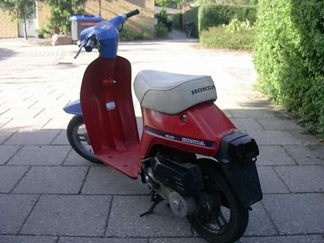 Honda Melody (Solgt) billede 6