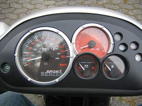 Piaggio Nrg mc3 *SOLGT* - ja med omdrejningstæller og batterimåler billede 6