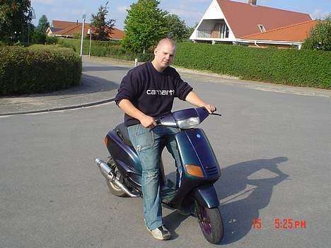 Piaggio zip solgt... - Mig på min lækre zip.... billede 1