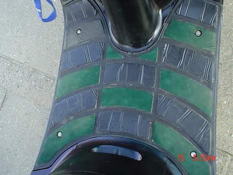 Piaggio zip solgt... - Trinbræt hvor der er stof og lædder på hvis du ikke kan nå at få sko på... billede 5