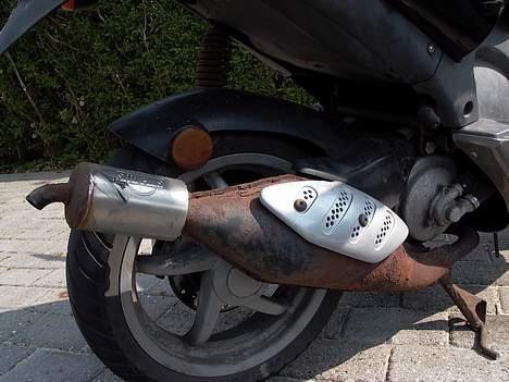 Aprilia SR 50 LC DD SOLGT! billede 4