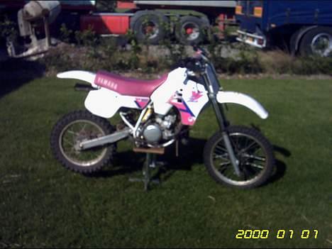 Yamaha yz 80 "the pink laidy" - her er den så! billede 1