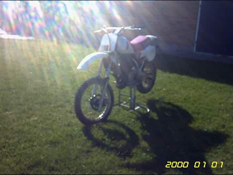 Yamaha yz 80 "the pink laidy" billede 8