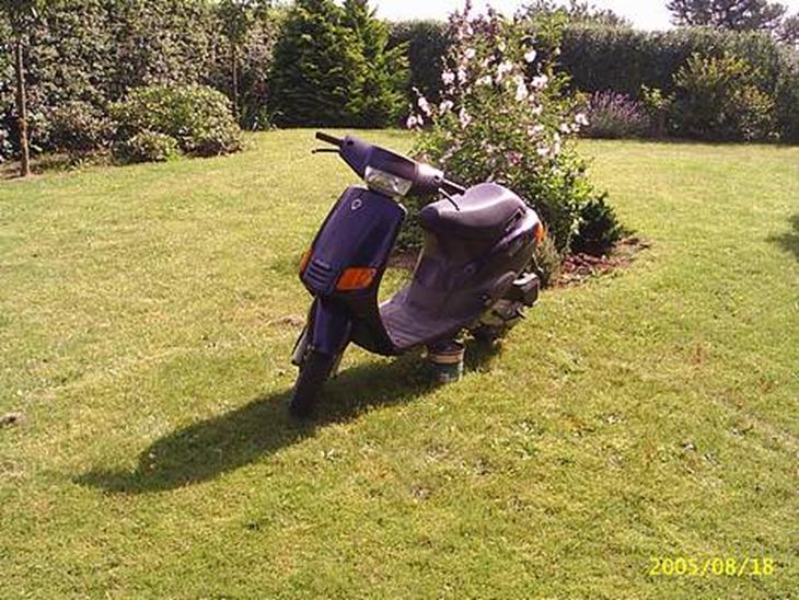 {{currentPhoto.altText}} billede {{currentPhoto.number}}