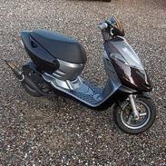 Aprilia sonic  *SOLGT*