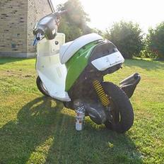 Yamaha jog as **solgt**