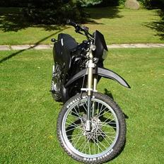 Suzuki SMX 3000