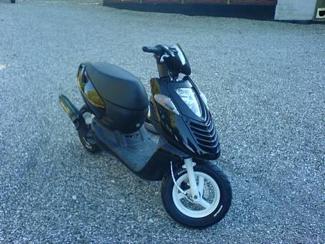 Aprilia Sonic *Anned-G* - Her min sonic så færdig.. lækkert resultat.. billede 13