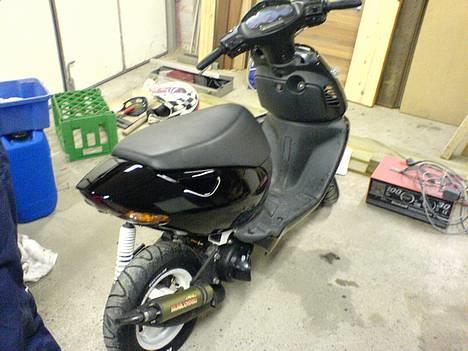 Aprilia Sonic *Anned-G* - Her min sonic færdig, ska bare han hvidt sæde og hvide inderskjolde, for dem jeg har er jo slet ikk sorte, de fucking grimme... billede 16