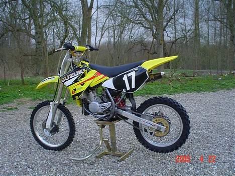 Suzuki 85 solgt billede 2