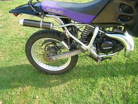 Suzuki RMX - SOLGT billede 11