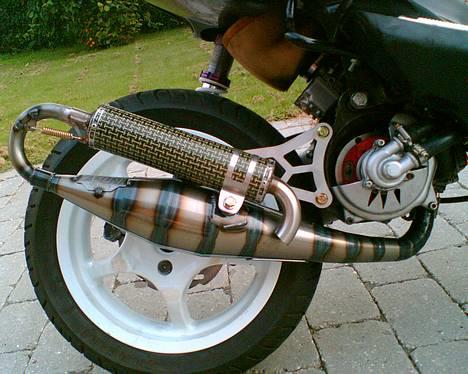 Yamaha Aerox LC (C30 Galskab) billede 1