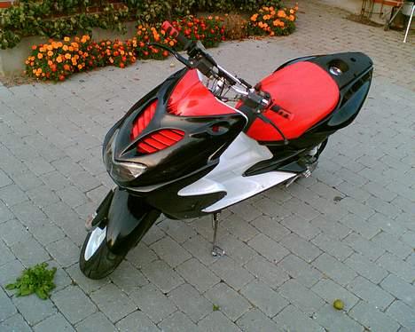 Yamaha Aerox LC (C30 Galskab) billede 5