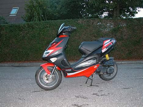 Aprilia Sr 50 Ditech (SOLGT) billede 1