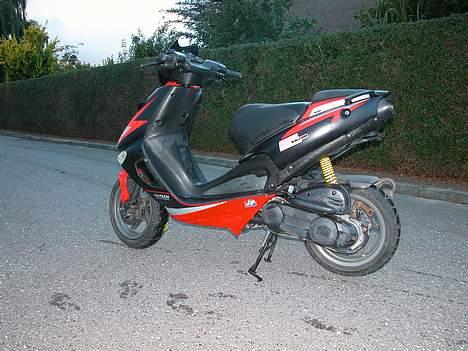 Aprilia Sr 50 Ditech (SOLGT) billede 2