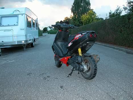 Aprilia Sr 50 Ditech (SOLGT) billede 4