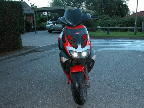 Aprilia Sr 50 Ditech (SOLGT) billede 10