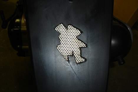 Honda SFX - hebo skoret ud i bagskærm med hvidt gitter bagved. billede 14