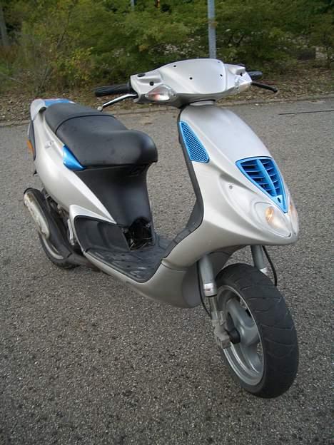 Piaggio NRG / SOLGT billede 5