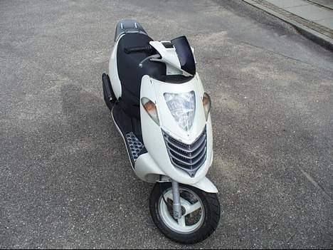 Aprilia Sonic gp | SOLGT - Hun er sq da lækker? ;) billede 9