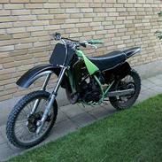 Kawasaki 125 -- SOLGT--