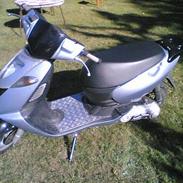 Aprilia sonic