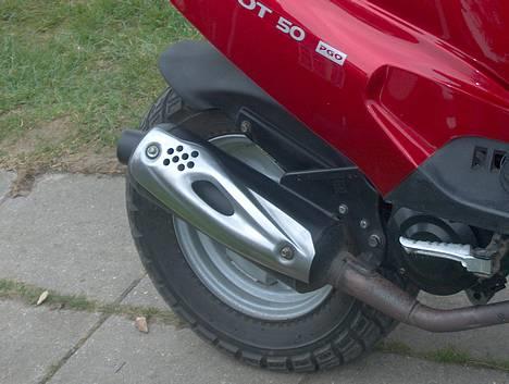 PGO HOT 50 billede 4