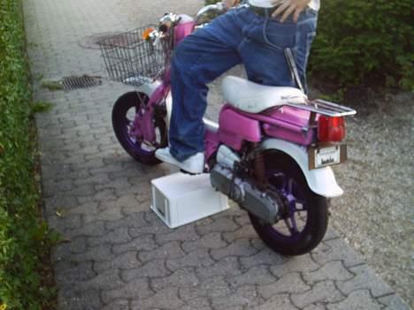 Suzuki FZ50 (Solgt) billede 9