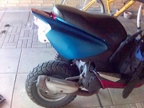 Yamaha BWS NG (STJÅLET!) - har 2 extra side skjolde i metallic blå billede 17