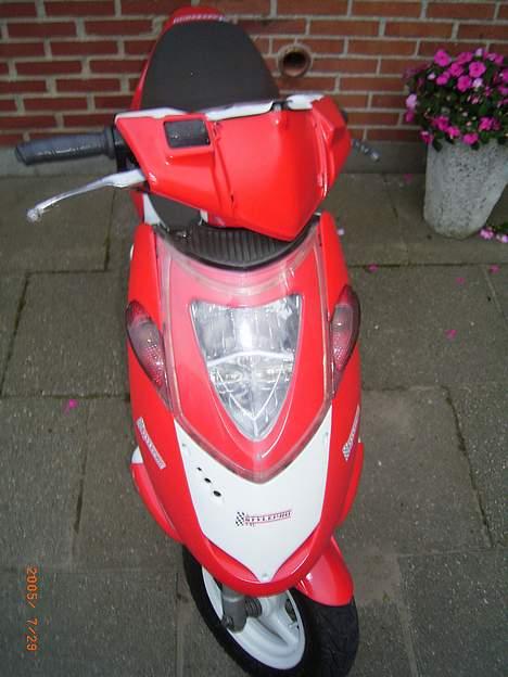 Aprilia sonic - for fra nemlig ja :D billede 2