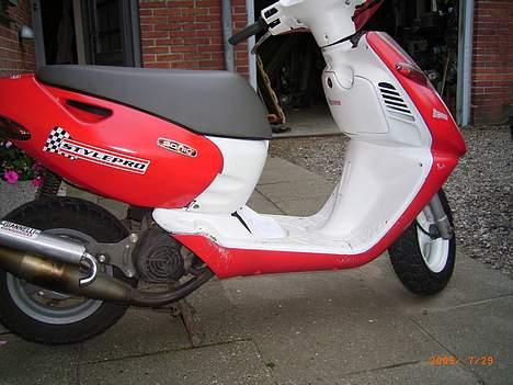 Aprilia sonic - vildt jo :S eller noget billede 3