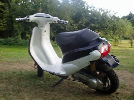 Piaggio zip Solgt billede 17