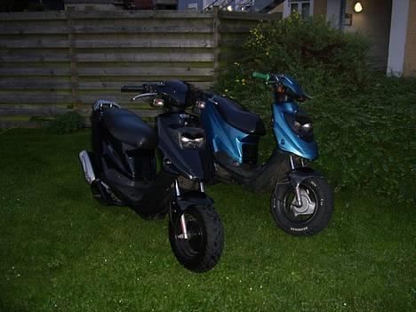 PGO hot 50 Solg(har Købt bil) - Morten´s og min scooter billede 12