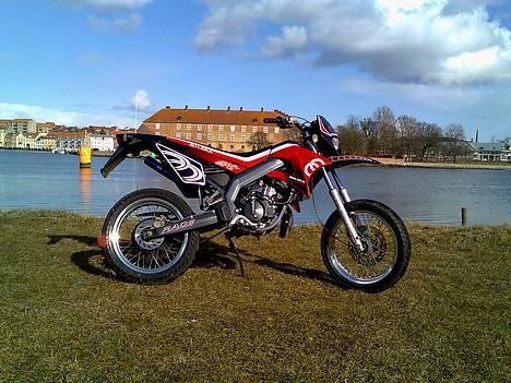 Gilera SMT - Her står den helt ny. billede 1