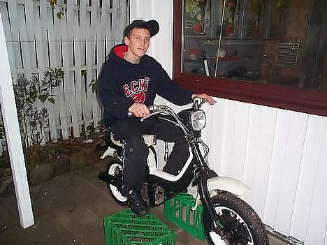 Suzuki FZ 50 #Louise# (Solgt) - ja, det er far på sin kværn. billede 7