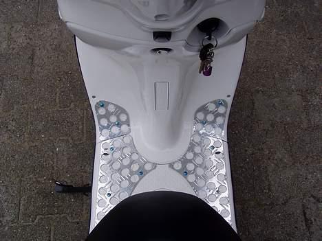 Aprilia Sonic -SOLGT- billede 6