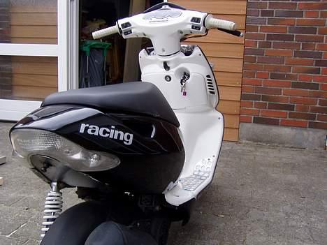 Aprilia Sonic -SOLGT- billede 9