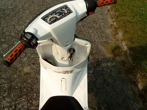 Yamaha Jog ( Solgt ) billede 11